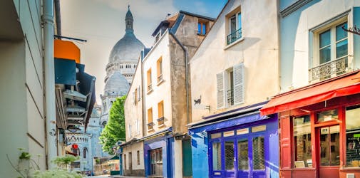 Montmartre’s little train roundtrip tour